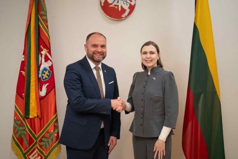 Darbą pradėjo krašto apsaugos viceministras Bronius Bieliauskas | LR Krašto apsaugos ministerija