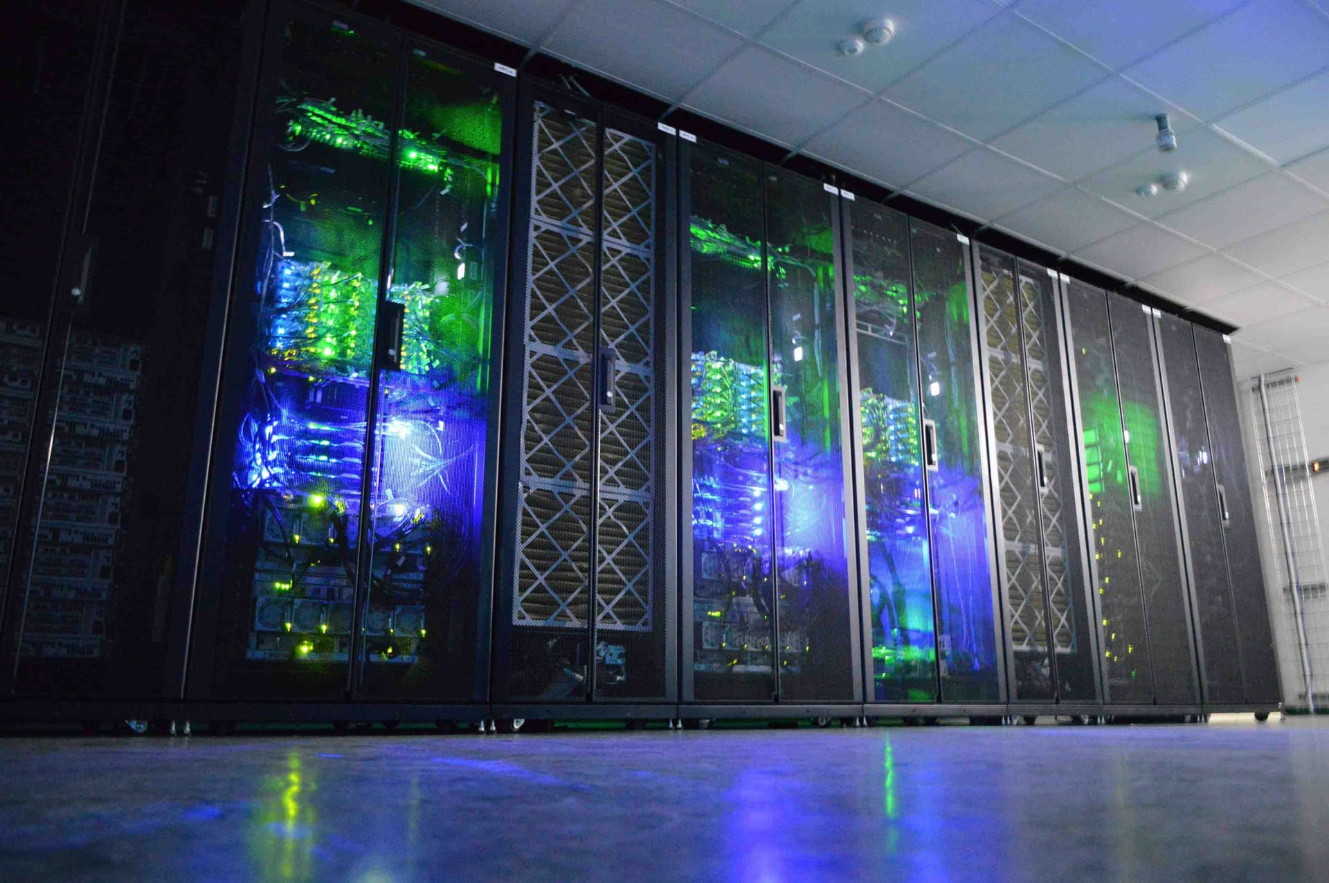 HPC aukšto našumo skaičiavimo klasteris. Superkompiuteris „VU HPC ITAPC“ klasteris GPU mazgai.